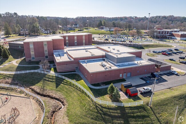 Coshocton Elementary School