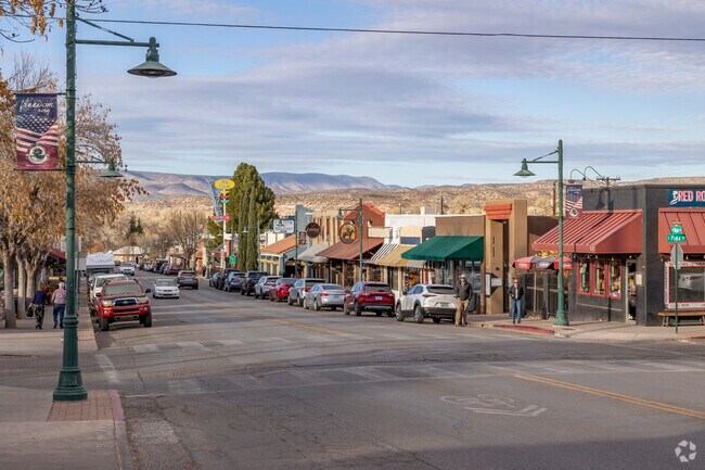 Old Town Cottonwood is a great place to spend the evening shopping, dining, and wine tasting.