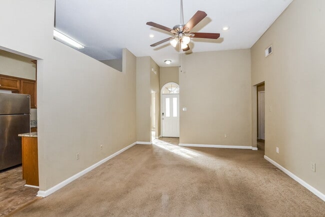 5780 Lancaster Dr, Olive Branch, MS 38654 - photo 4