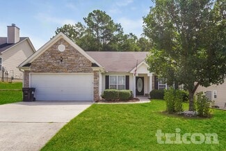 96 Covington Dr, Hiram, GA 30141