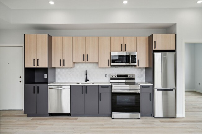 1112 E Berks St unit 404, Philadelphia, PA 19125 - photo 2