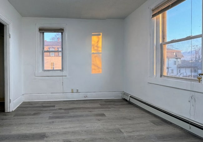 84 Chatham St unit 2, Worcester, MA 01609 - photo 7