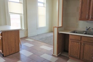 651 Wheeling Ave Unit 3, Cambridge, OH 43725
