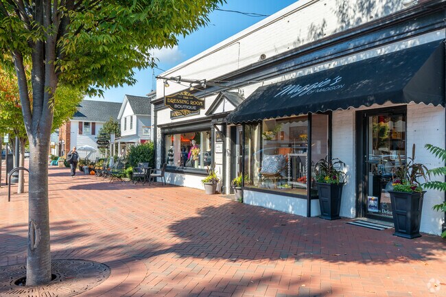 With a mix of boutique shops and restaurants, Madison's downtown offers a quaint atmosphere.