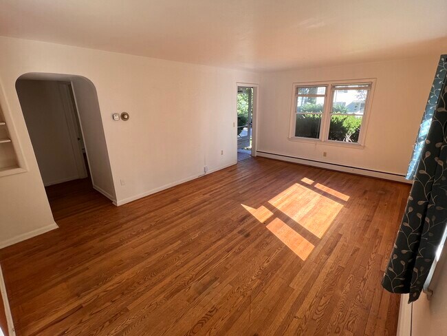 1918 Madison St unit 3, Madison, WI 53711 - photo 3