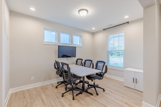 589 Hidden Hills Way unit 36664878, Pittsboro, IN 46167 - photo 7