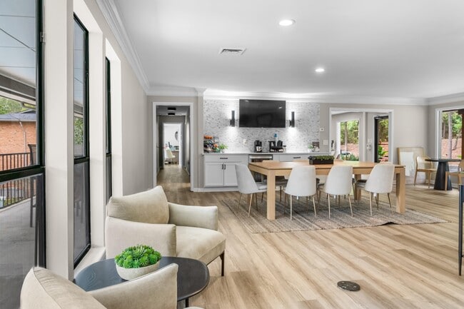 Riverchase Landing Apartments, Hoover, AL 35244 - photo 5