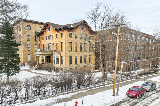 Christ's Household of Faith has an overall graded C- on Niche.