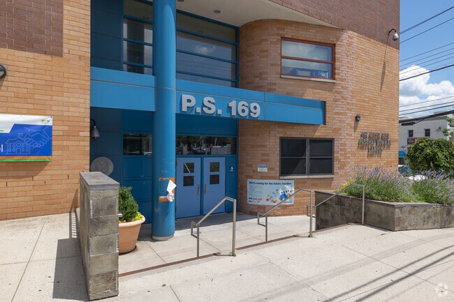 P.S. 169 Baychester Academy in The Bronx has a small student body.