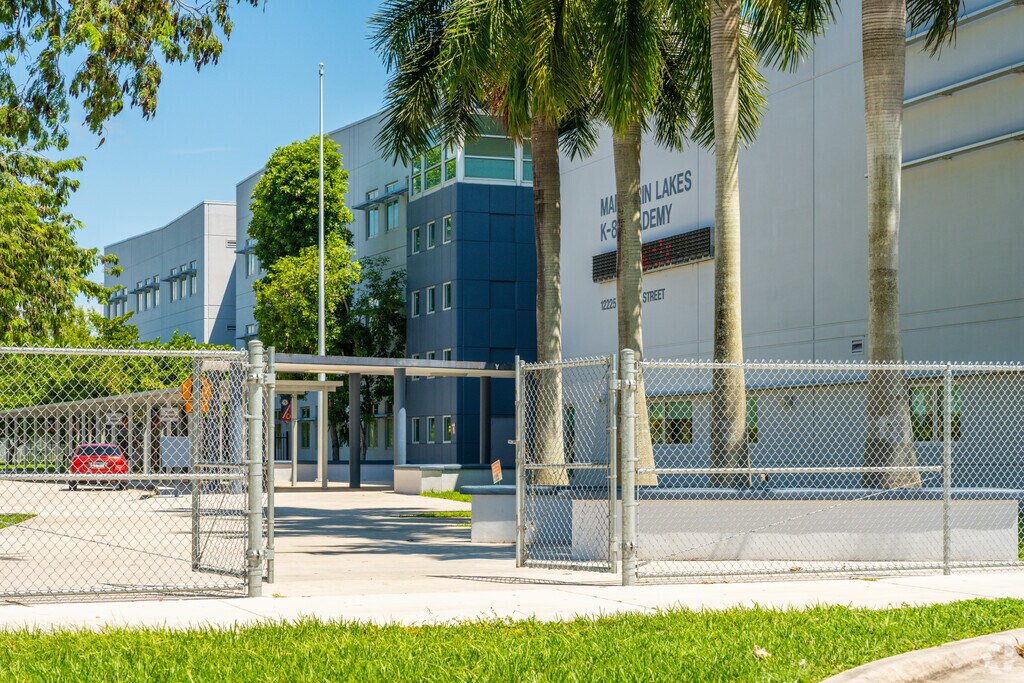 Entrance to mandrin Lakes K-8 center.