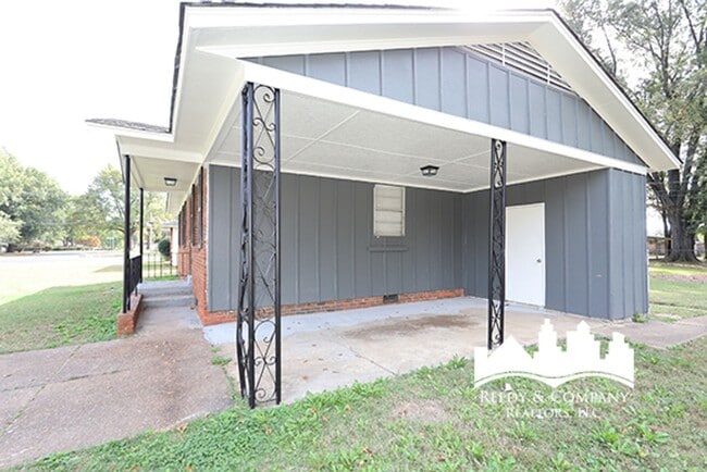 1669 Hester Rd, Memphis, TN 38116 - photo 4