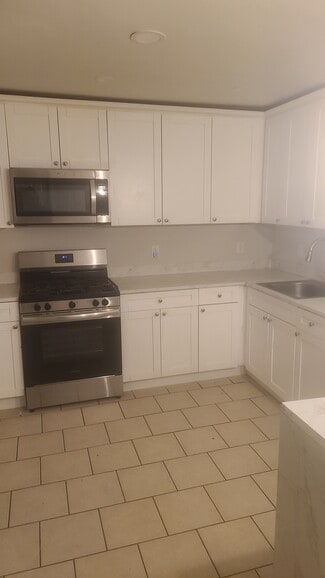 6405 Broadway, West New York, NJ 07093