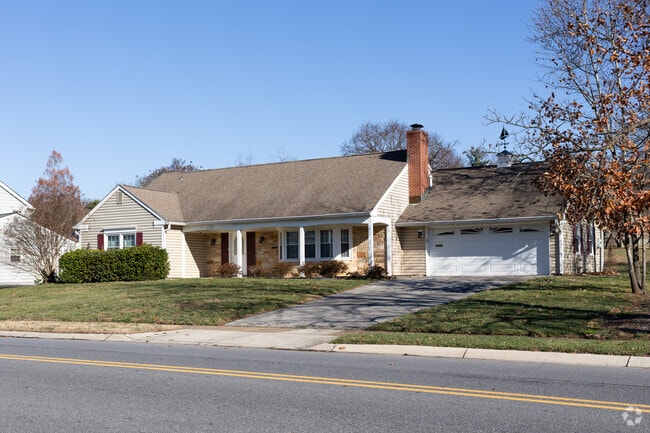 Ranch homes in Buckingham have plenty of space for smaller families.