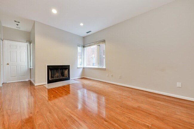 110 Strathmore Rd unit 204, Brighton, MA 02135 - photo 3