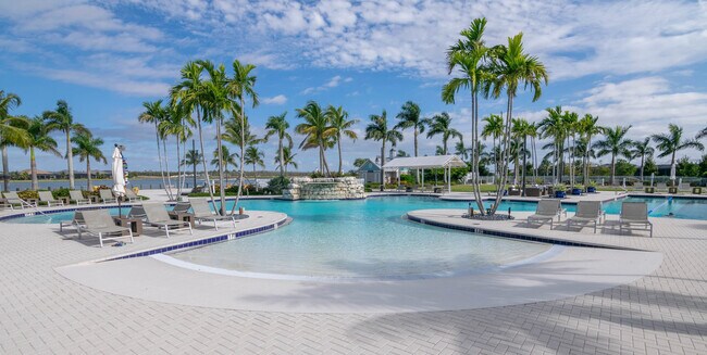 14632 Edgewater Cir unit ID1049696P, Naples, FL 34114 - photo 7