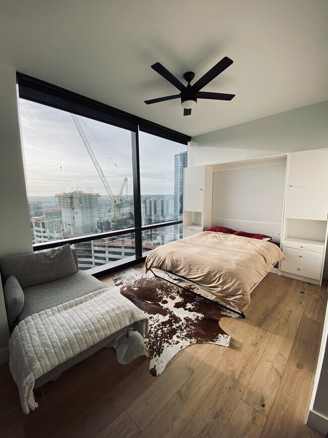 70 Rainey St unit 1307, Austin, TX 78701 - photo 3