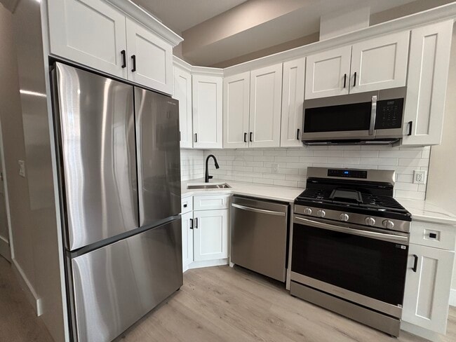 130 Elm St unit 1, Newark, NJ 07105 - photo 3