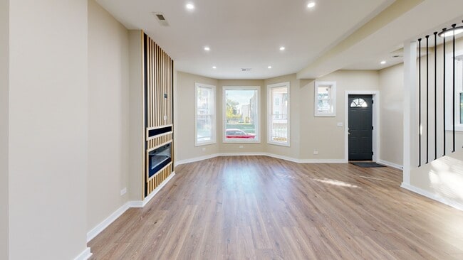 4918 W Fulton St, Chicago, IL 60644 - photo 3