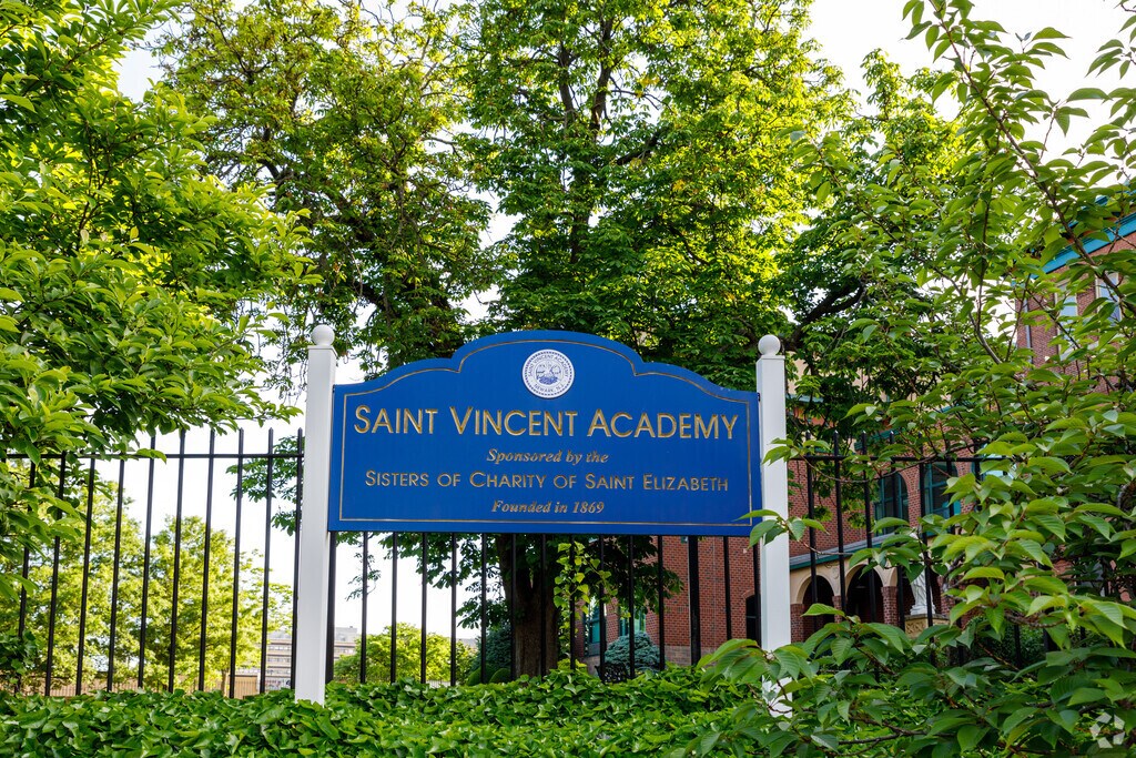 The Saint Vincent Acedemy welcomes students, parents, and staff in Jackson, Newark NJ.