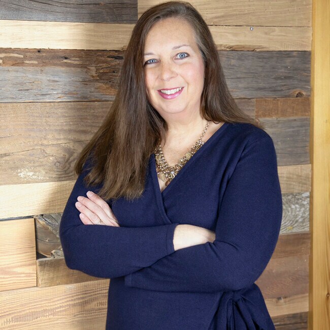 Lynne Caloggero