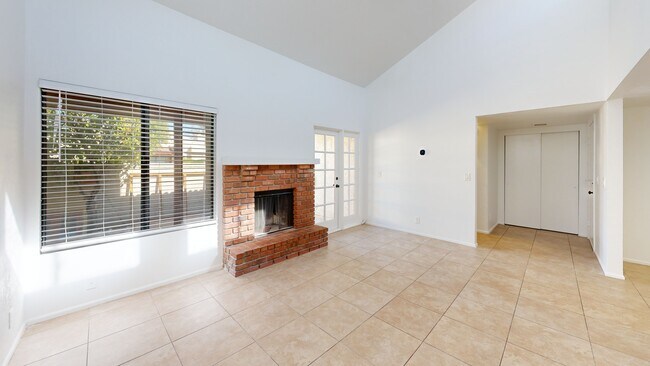 633 W Southern Ave unit 1161, Tempe, AZ 85282 - photo 2