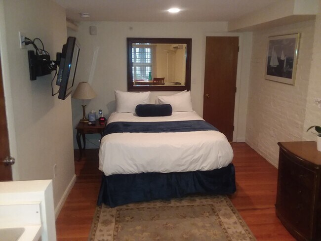 83 Saint Botolph St unit 501, Boston, MA 02116 - photo 5