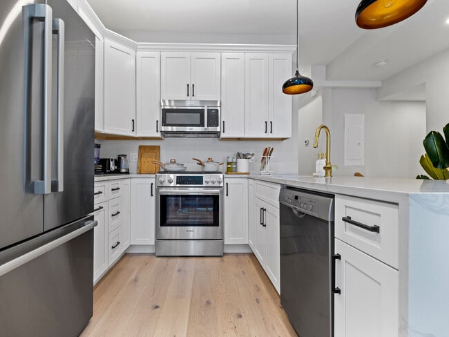 566 Dorchester Ave, Boston, MA 02127 - photo 2