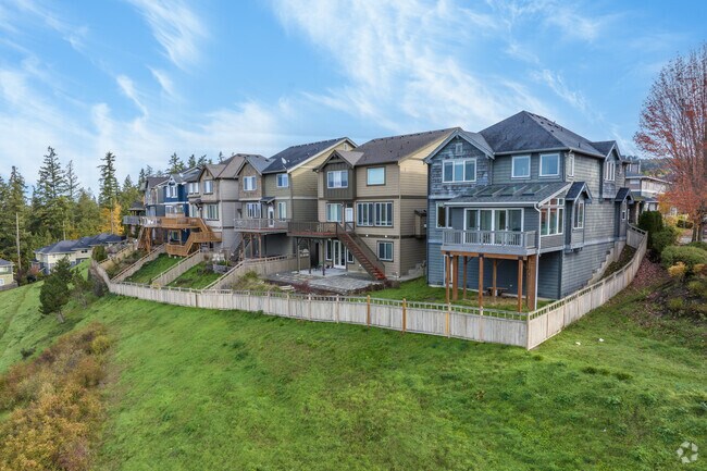 Large craftsman-style lookout overlooking the Sammamish Valley in West Highlands.