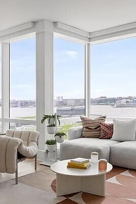 555 W 38th St unit 403, New York, NY 10018 - photo 3