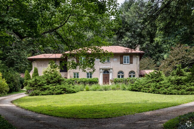 Biltmore Forest reflects Italian architecture in some areas of the refined neighborhood in North Carolina.