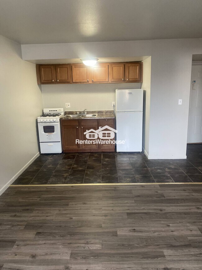 1418 W Mitchell St, Milwaukee, WI 53204