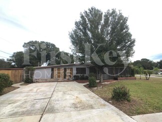 8035 Robin Rd, Seminole, FL 33777