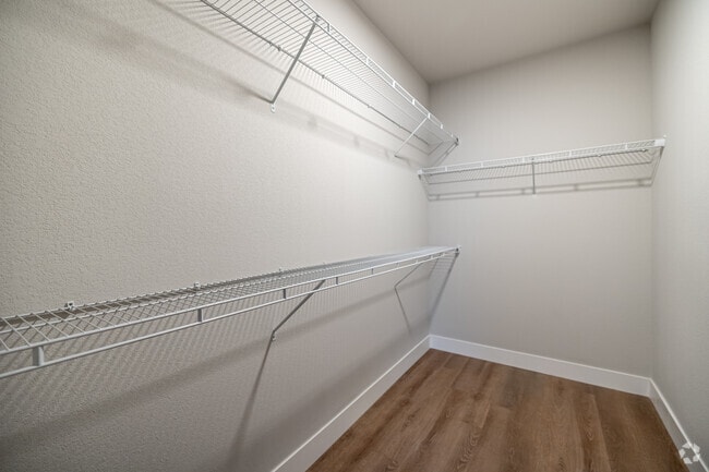 1 Bedroom / 1 Bath - 3rd Floor, Rogers, AR 72756 - photo 6