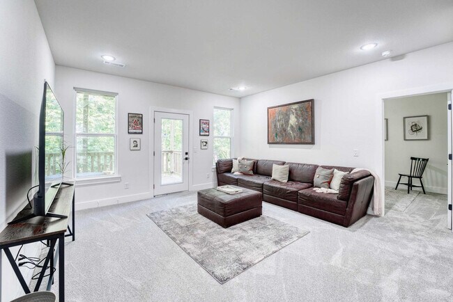 1421 Lee St unit ID1363342P, Pea Ridge, AR 72751 - photo 5