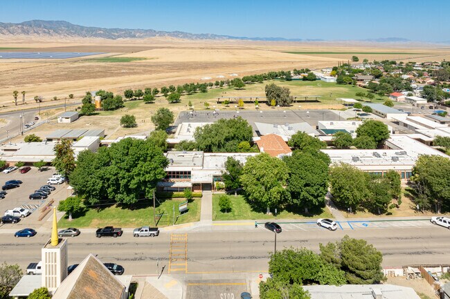 Avenal Elementary School is surrounded by the farmland of the San Joaquin Valley.