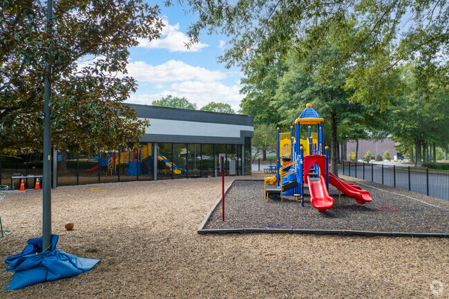 Yi Hwang Academy of Language Excellence in Duluth, GA. has outdoor play area for students.