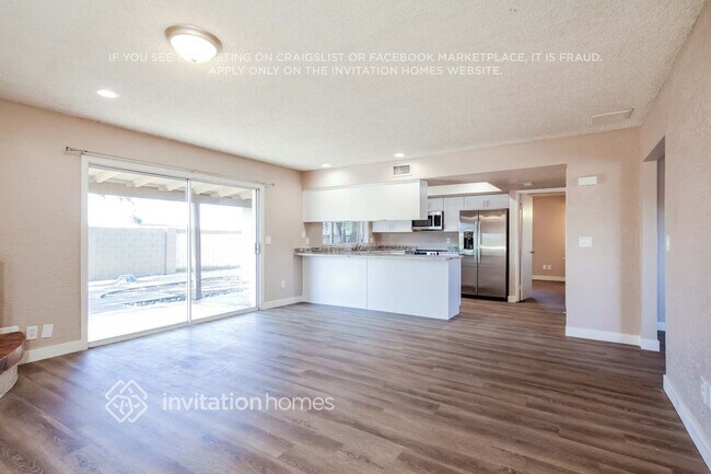 8838 N 46th Dr, Glendale, AZ 85302 - photo 6