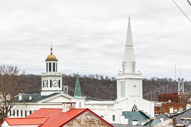 The population of Maysville is 8,937.