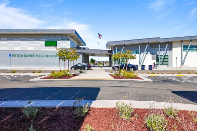 At Hansen Elementary, Students prepared to thrive in college in Mountain House.