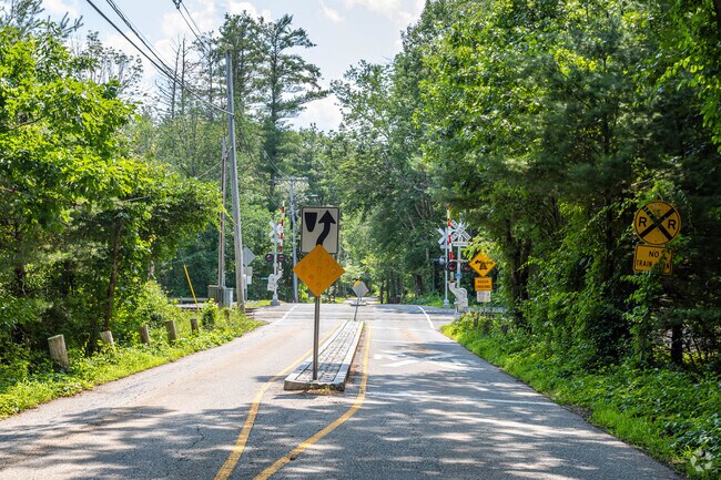 Lincoln Commuter Rail passes through the neighborhood in Lincoln.