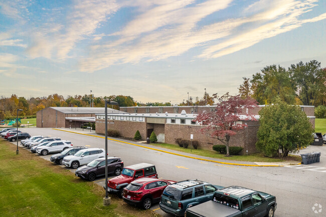 Parents of the Lunenberg area may send their kids to Turkey Hill Elementary School.