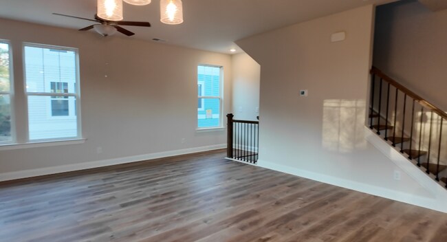 11023 Valkyrie Ln, Charlotte, NC 28214 - photo 5