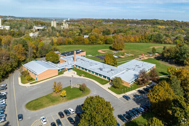 Jamesville Elementary has 297 students in grades K-4 with a student-teacher ratio of 15 to 1.