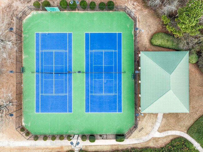 The HOA maintains Avery Park’s pool and tennis courts on The Blvd through monthly fees of about $50.