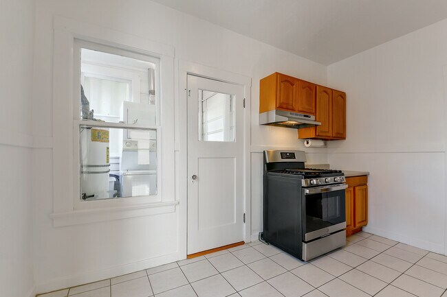 382 29th St unit 382 29th Street, San Francisco, CA 94131 - photo 7