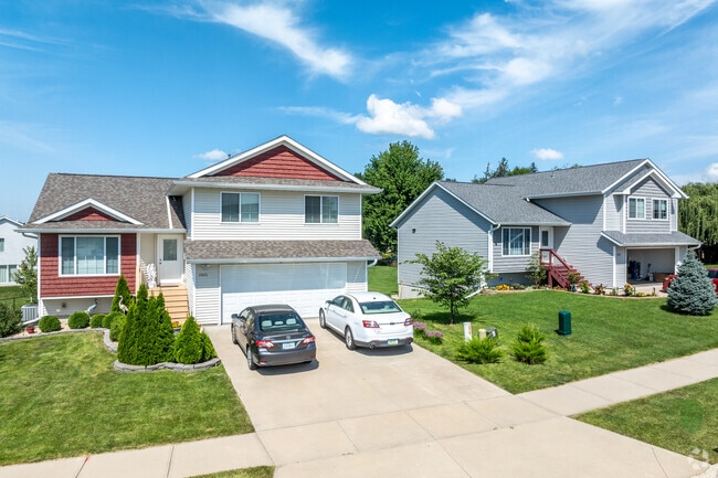 Many of the homes in Wetherby are split-level styles that maximize the homes' footprints.