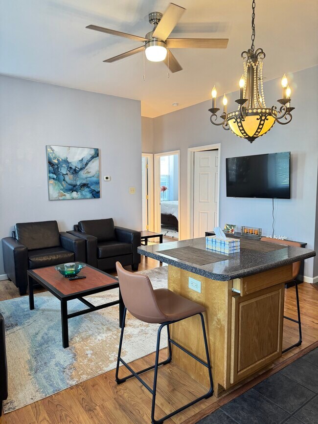 110 1/2 E 6th St unit 1, Bloomington, IN 47408 - photo 5