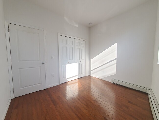 201 Garfield Ave unit 1, Jersey City, NJ 07305 - photo 7