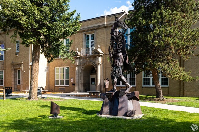 North Middle School is located in the heart of Middle Shooks Run neighborhood.