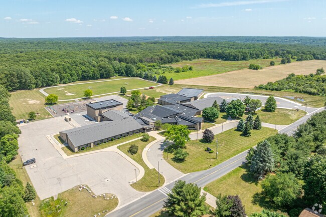 Crestwood Elementary School is a public school located in Rockford, Michigan.